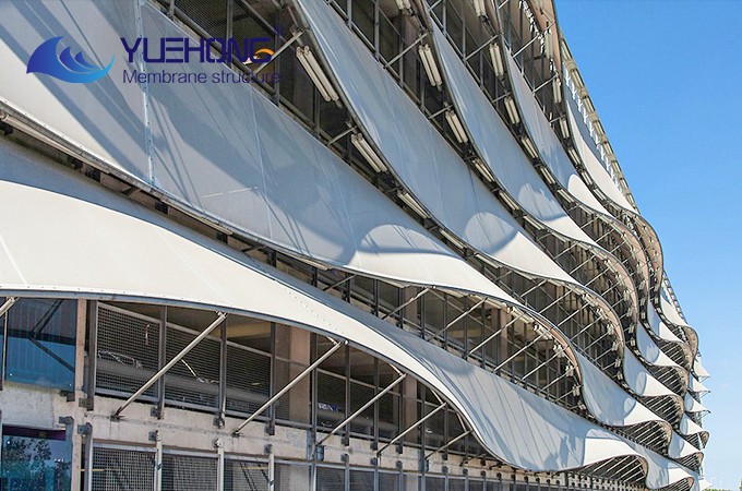 Structure de membrane pour fa?ade rideau